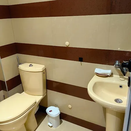 2 Bedrooms Apartment. * 普罗夫迪夫