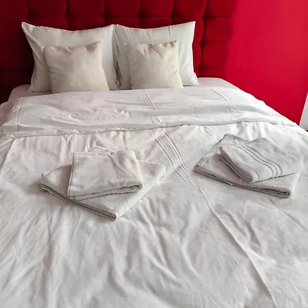 2 Bedrooms Apartment. Апартаменты *