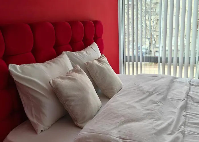 2 Bedrooms Apartment. Lejlighed